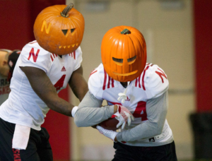 huskershelmetspumpkins